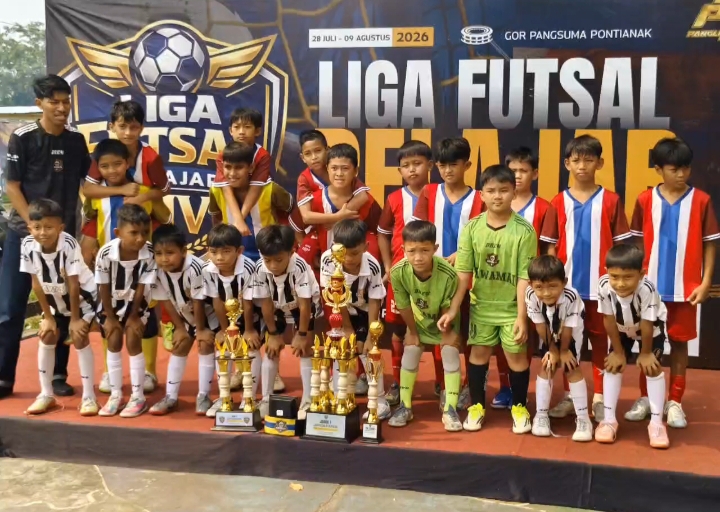 Juara 3 Turnamen Liga Futsal Pelajar Tingkat SD Kategori Kelas 3 & 4